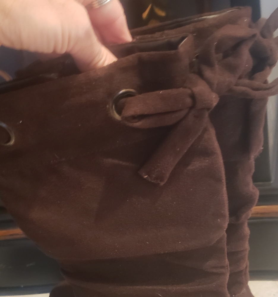 Boots👢👢 - Picture 3 of 5